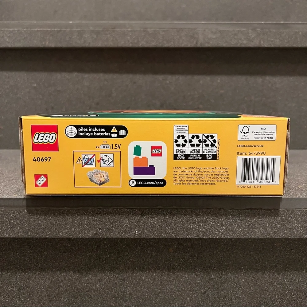 LEGO Light Up Two Faces Halloween Pumpkin with White Ghost 40697, 254 Pieces,NIB